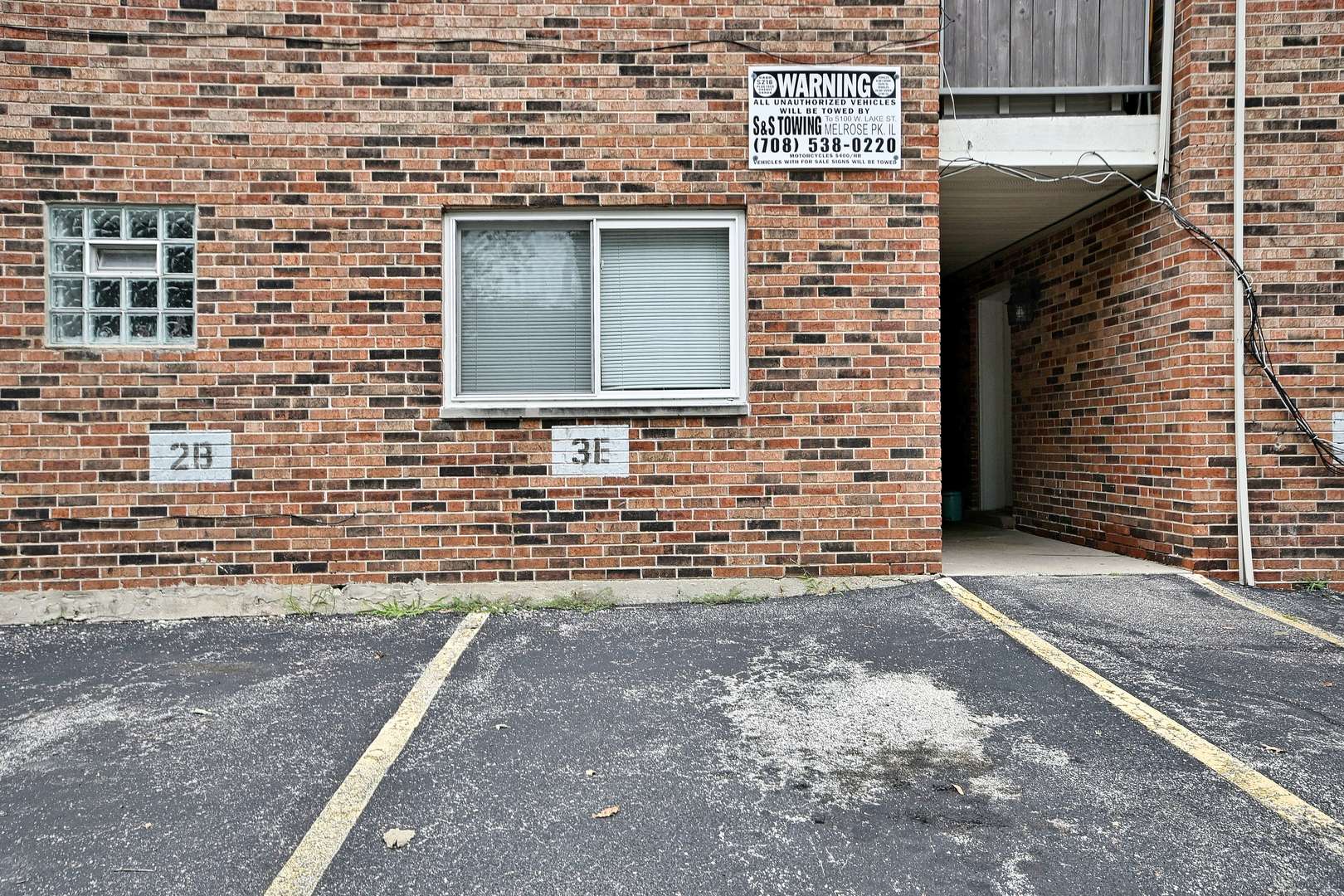 600 S York ST #3E, Elmhurst, IL 60126