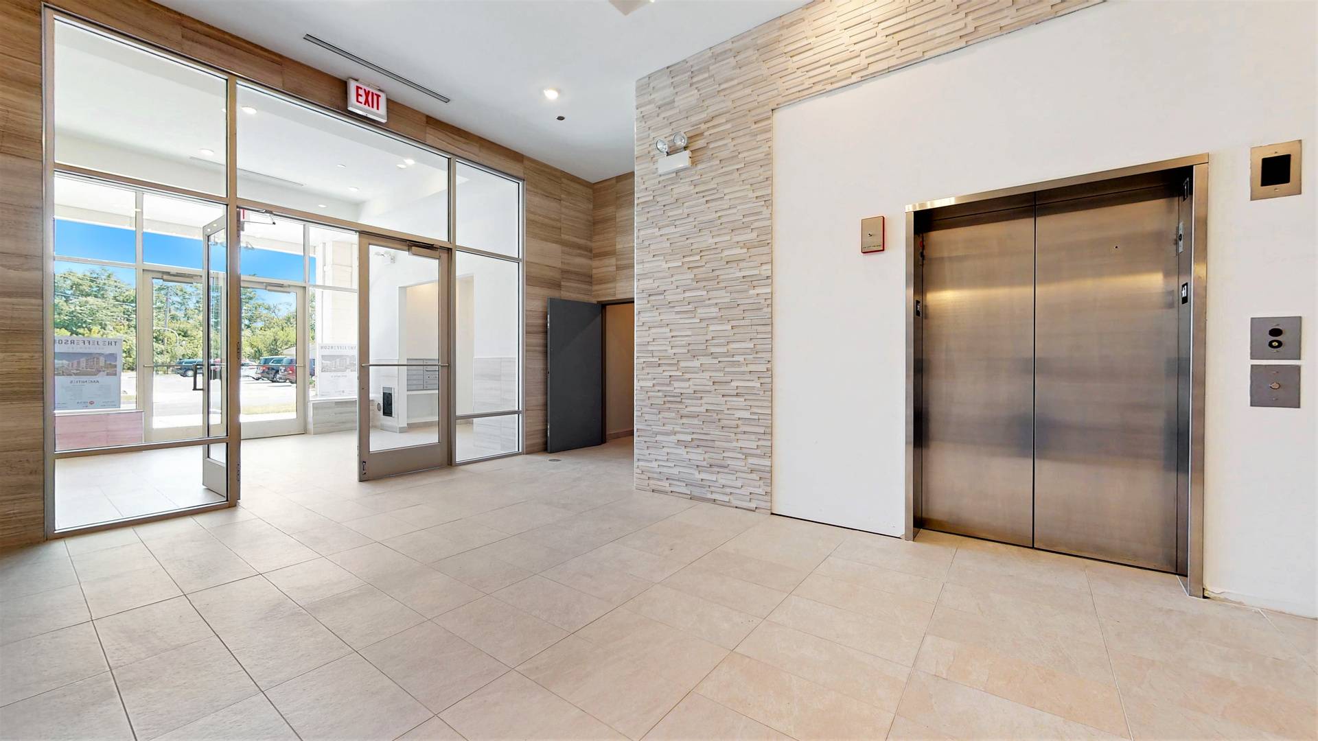 4758 N Laramie AVE #413, Chicago, IL 60630