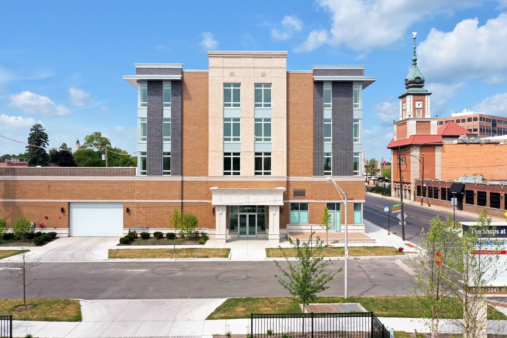 4758 N Laramie AVE #413, Chicago, IL 60630