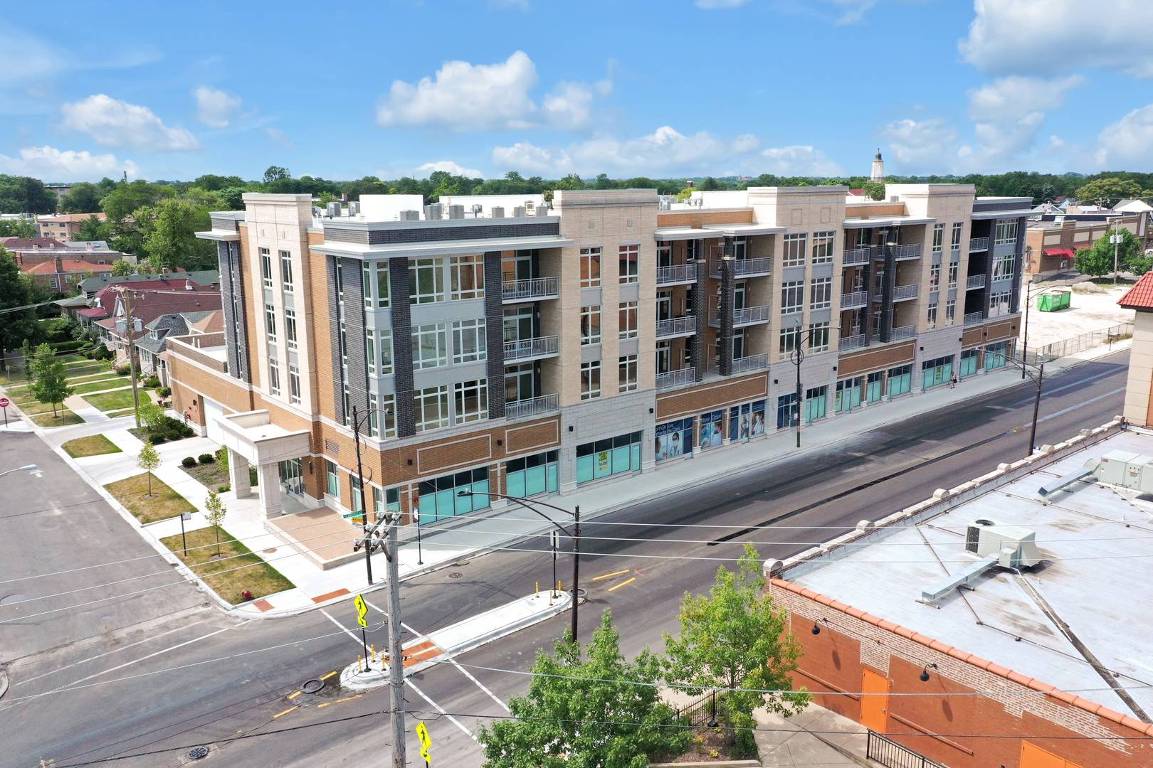 4758 N Laramie AVE #413, Chicago, IL 60630