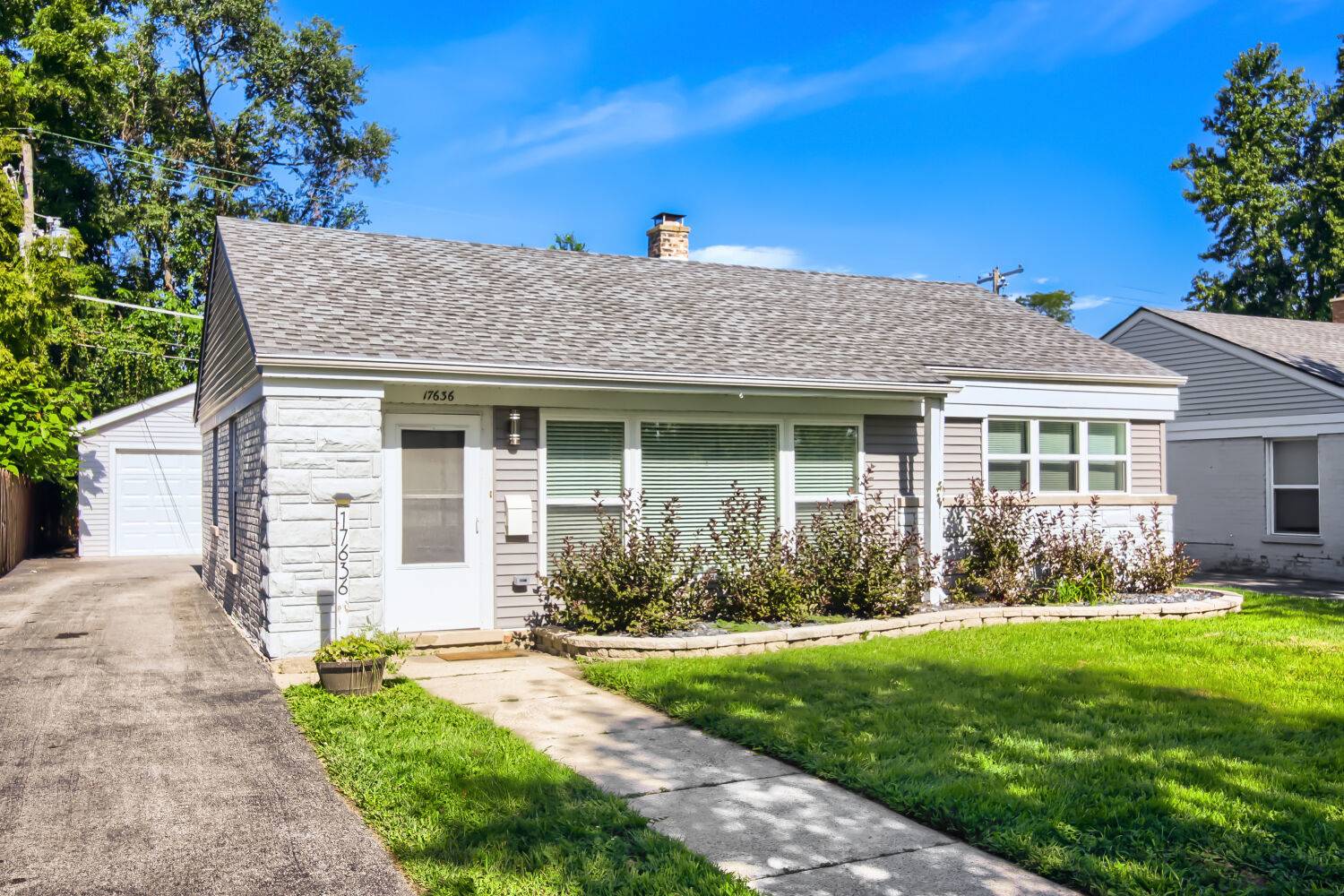 17636 Dixie HWY, Homewood, IL 60430
