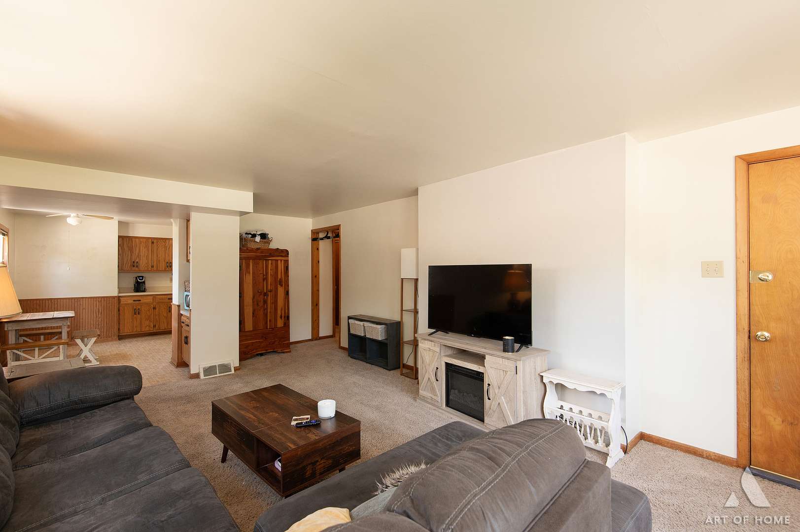 220 E 15th ST #1, Lockport, IL 60441