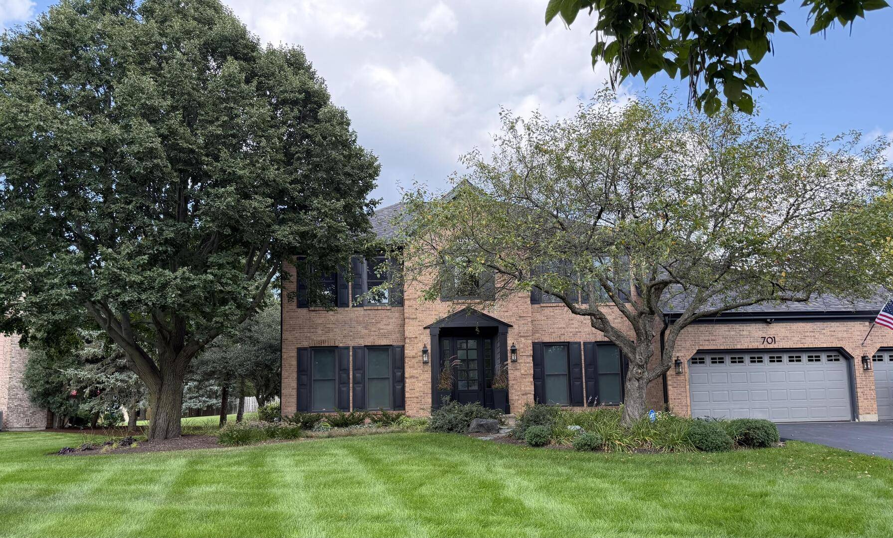 701 Fairway View DR, Algonquin, IL 60102