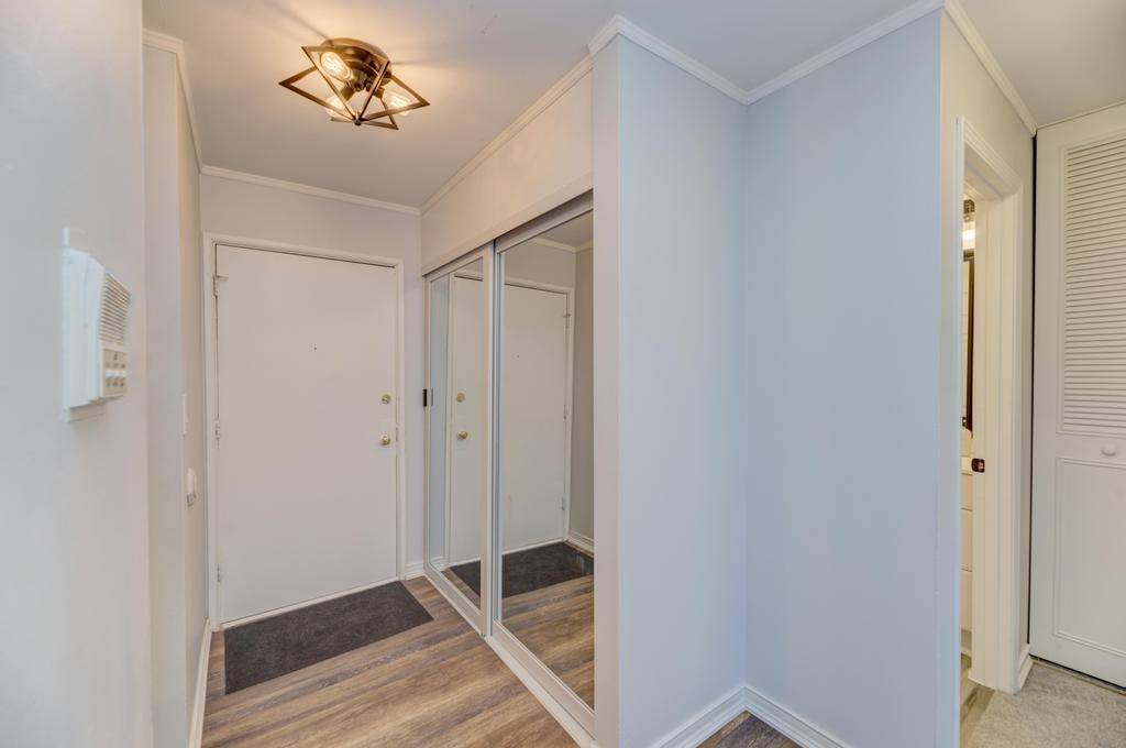 1475 Rebecca DR #418, Hoffman Estates, IL 60169