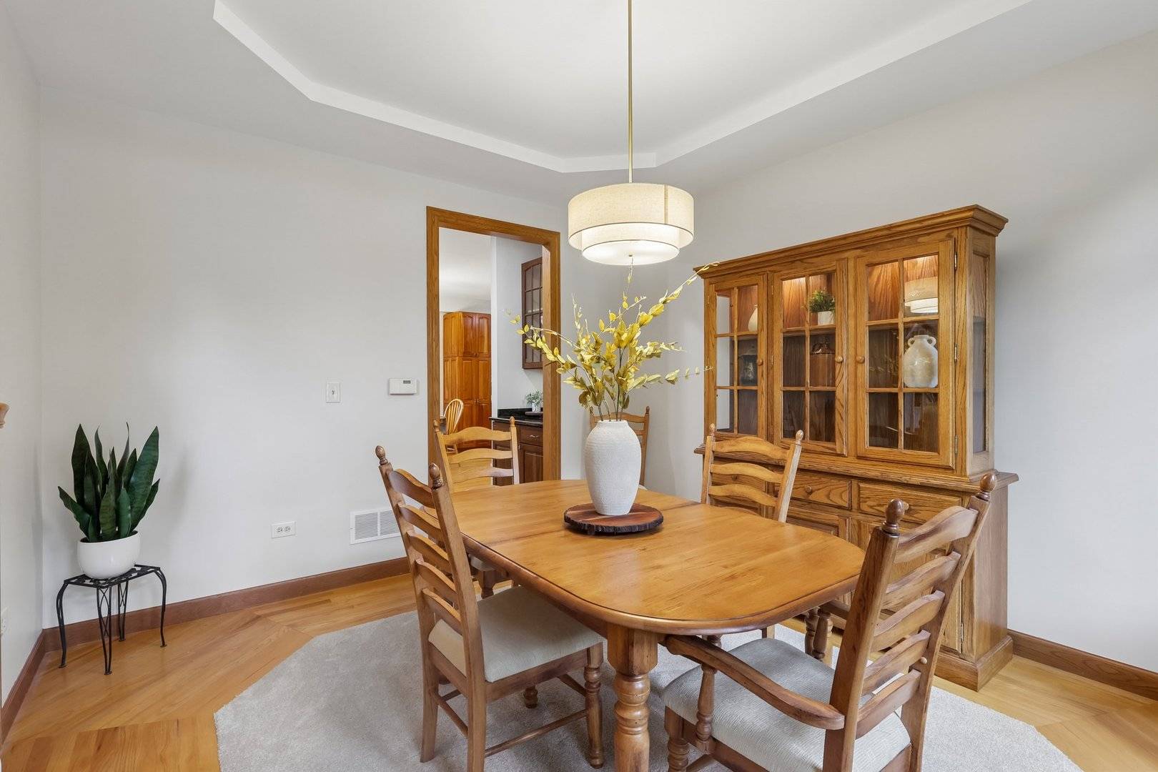 2203 Crystal WAY, Crystal Lake, IL 60012
