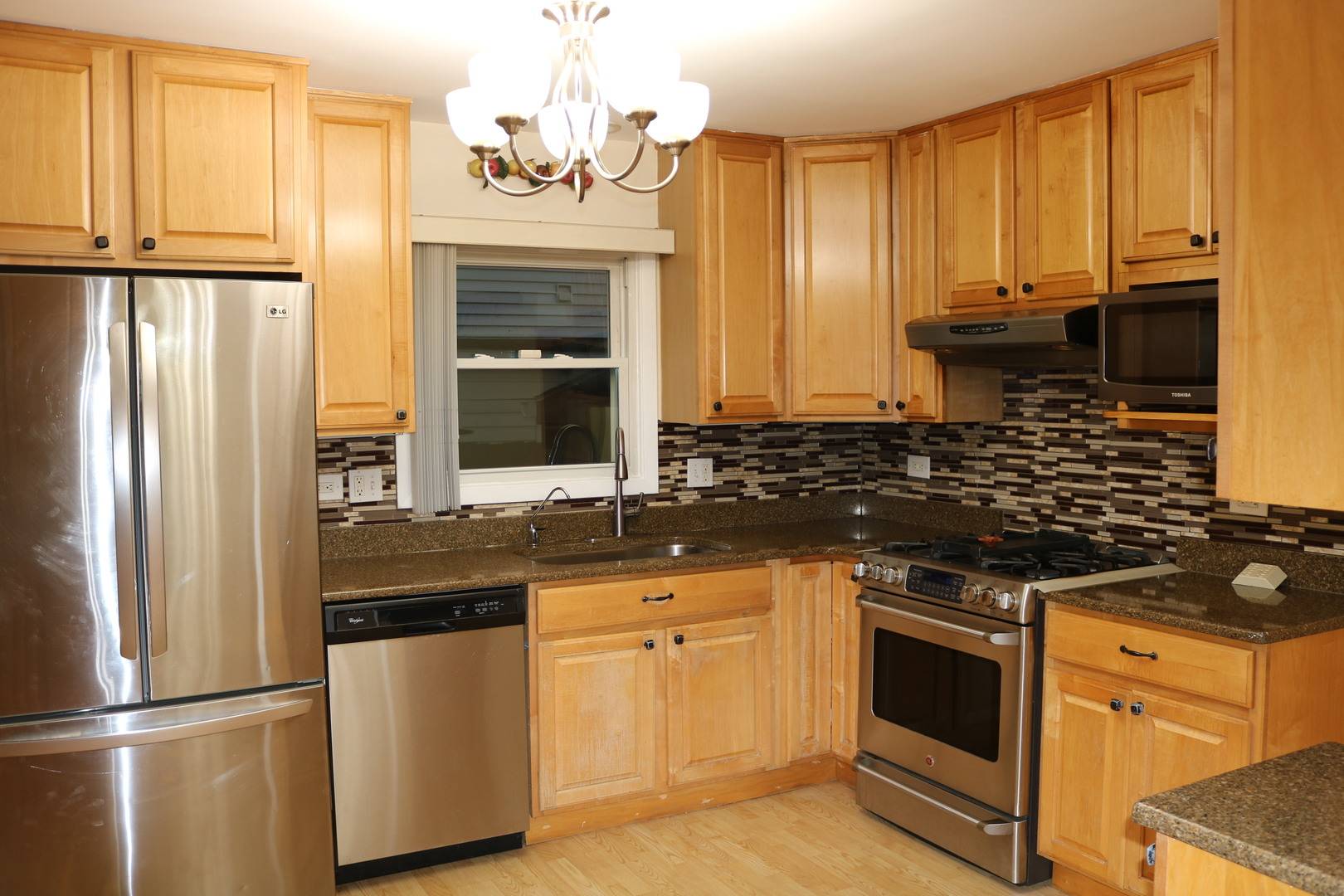 9259 Hamlin AVE, Des Plaines, IL 60016