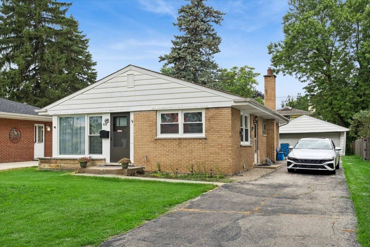 620 N Main ST, Mount Prospect, IL 60056
