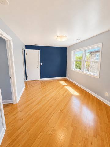 7942 W Addison ST #3, Chicago, IL 60634