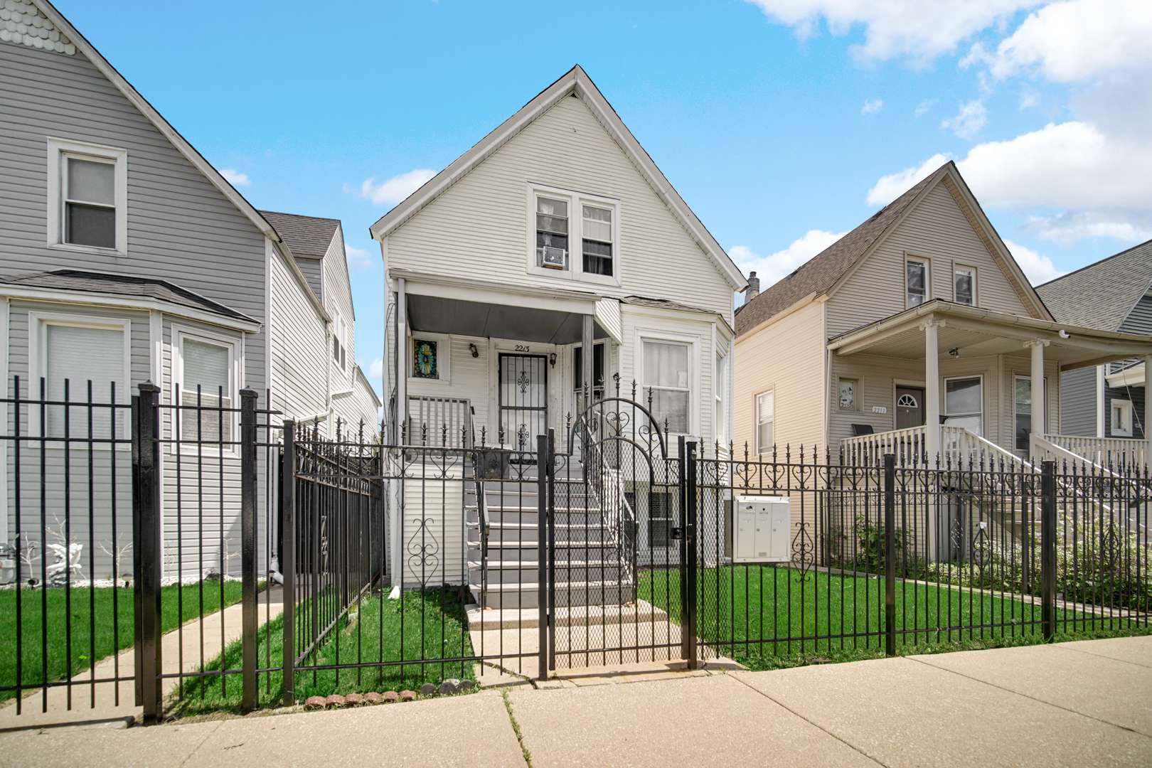 2213 N Kildare AVE, Chicago, IL 60639