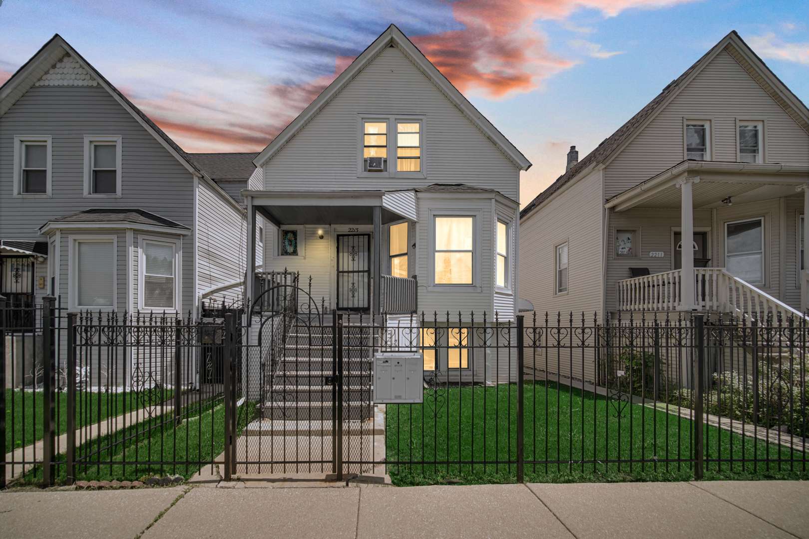 2213 N Kildare AVE, Chicago, IL 60639
