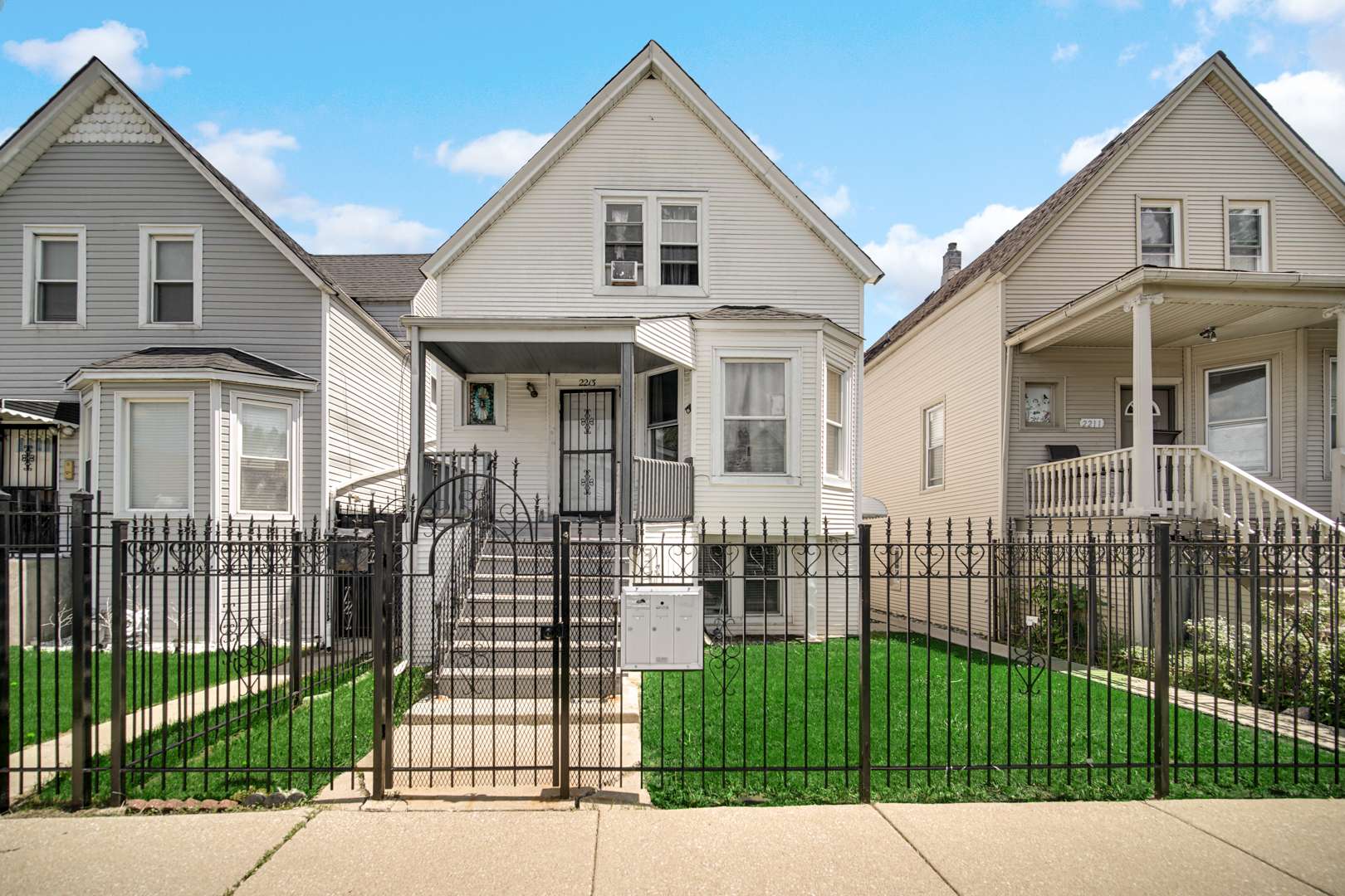 2213 N Kildare AVE, Chicago, IL 60639