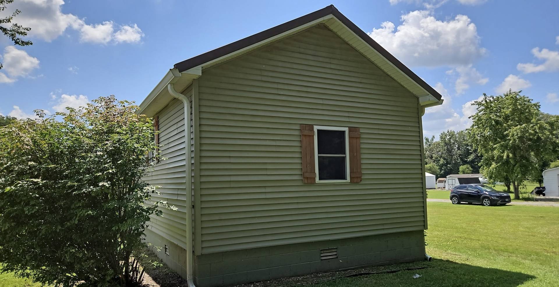 905 Shaw DR, Norris City, IL 62869