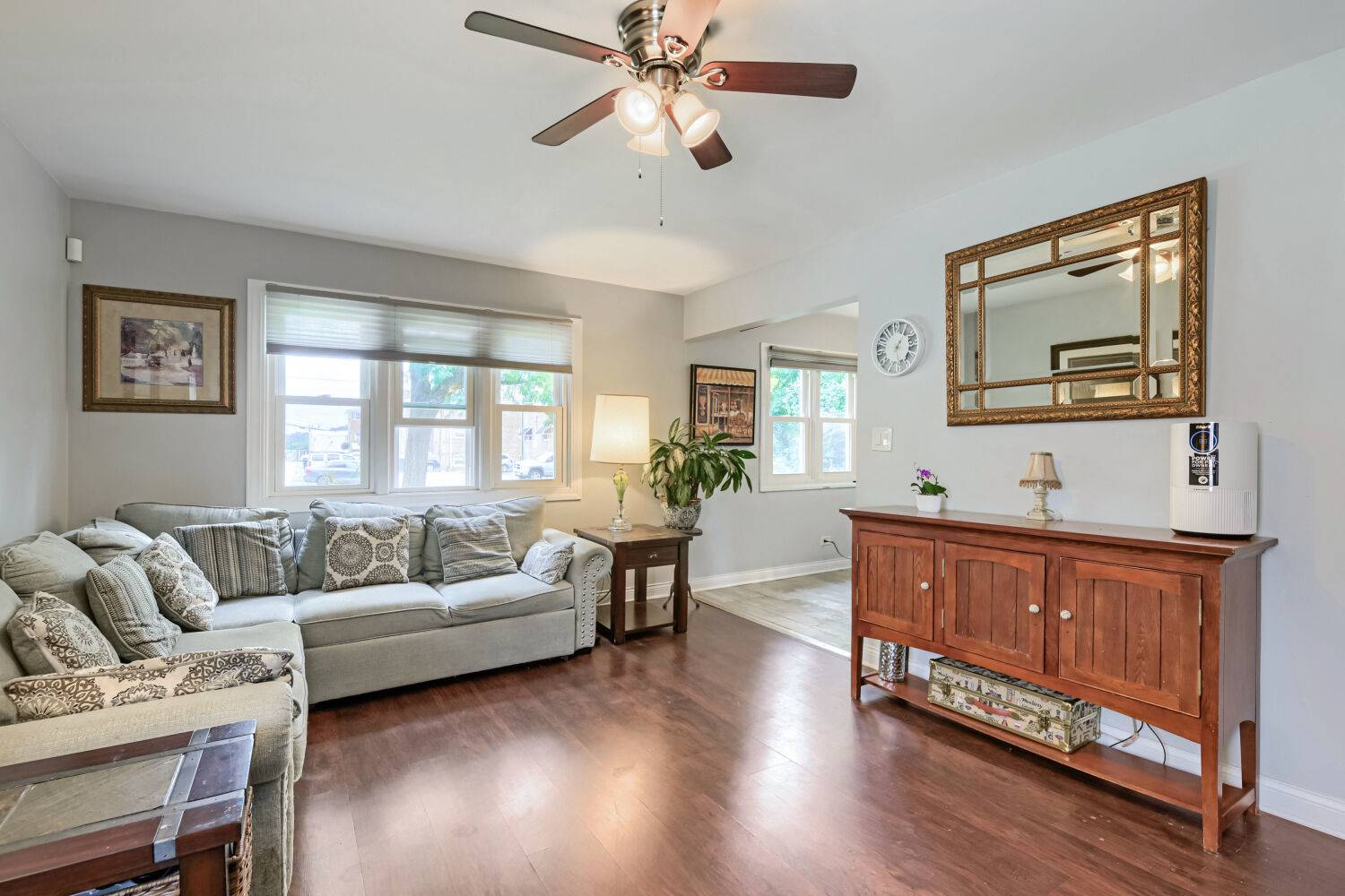 344 N Princeton AVE, Villa Park, IL 60181