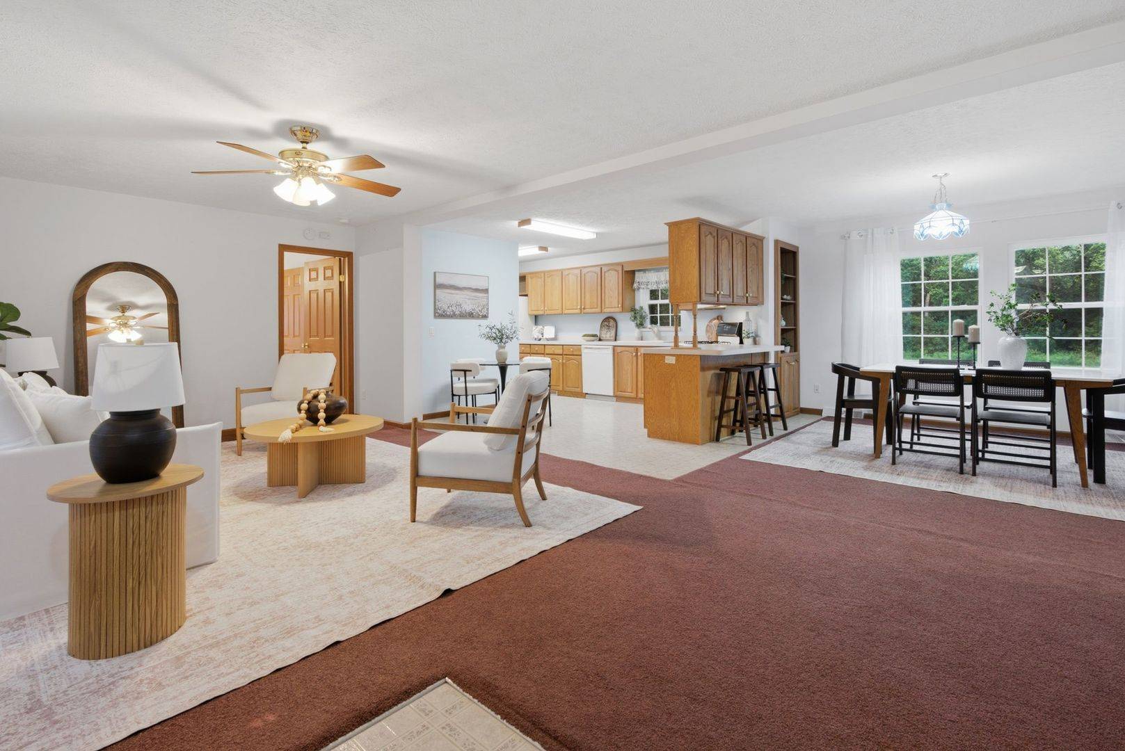 211 Bridge ST, Millington, IL 60537