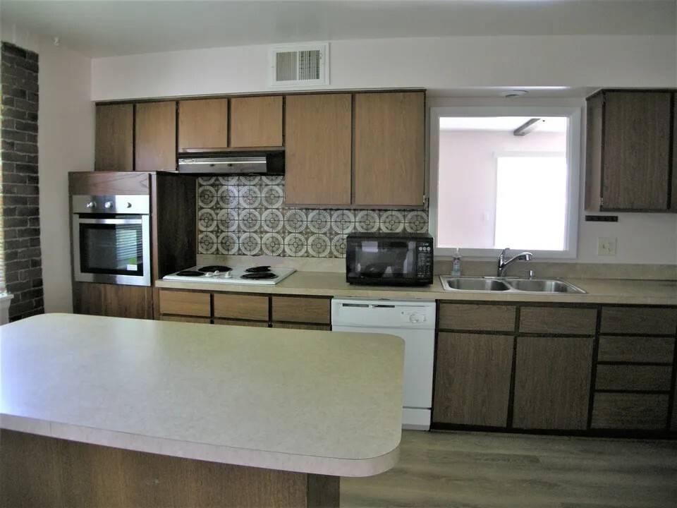 1514 Shepard CIR, Elk Grove Village, IL 60007