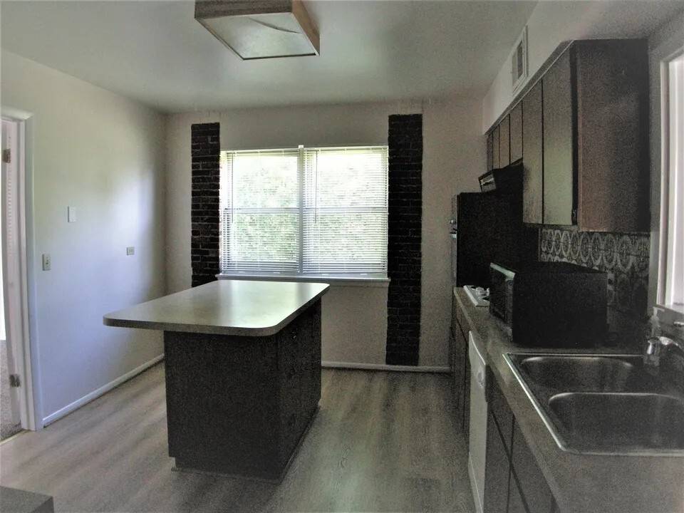 1514 Shepard CIR, Elk Grove Village, IL 60007