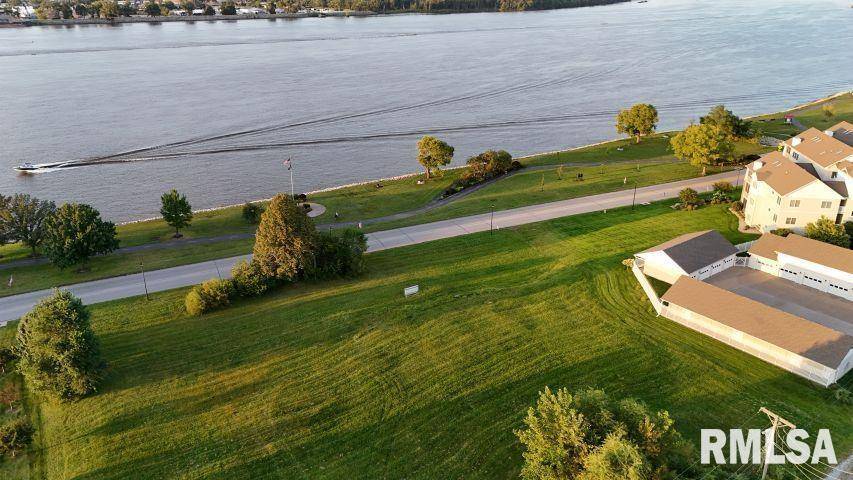 0 RIVER DR, Moline, IL 61265