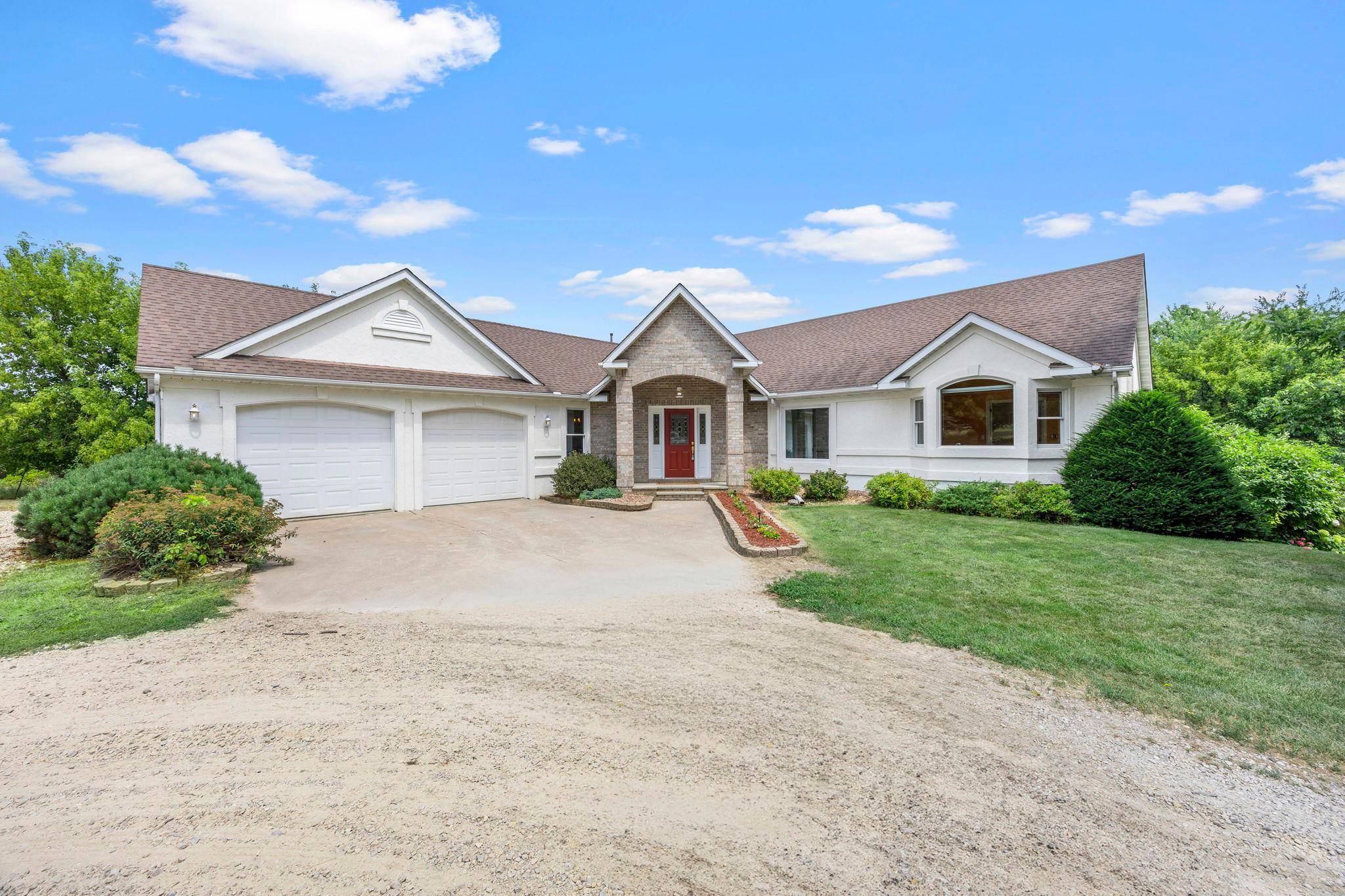 N6690 870th ST, River Falls, WI 54022