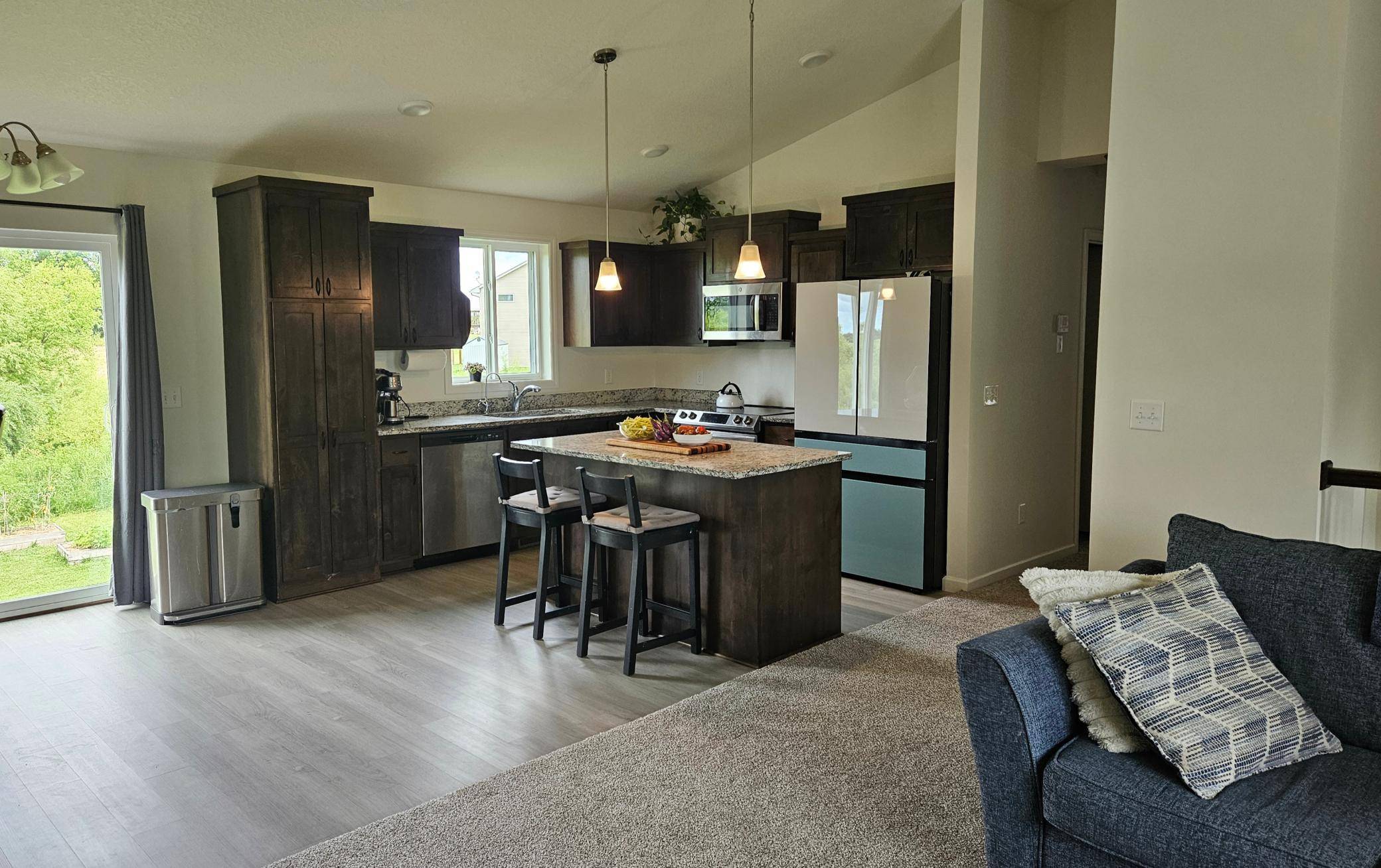 947 Breckenridge LN, Montrose, MN 55363
