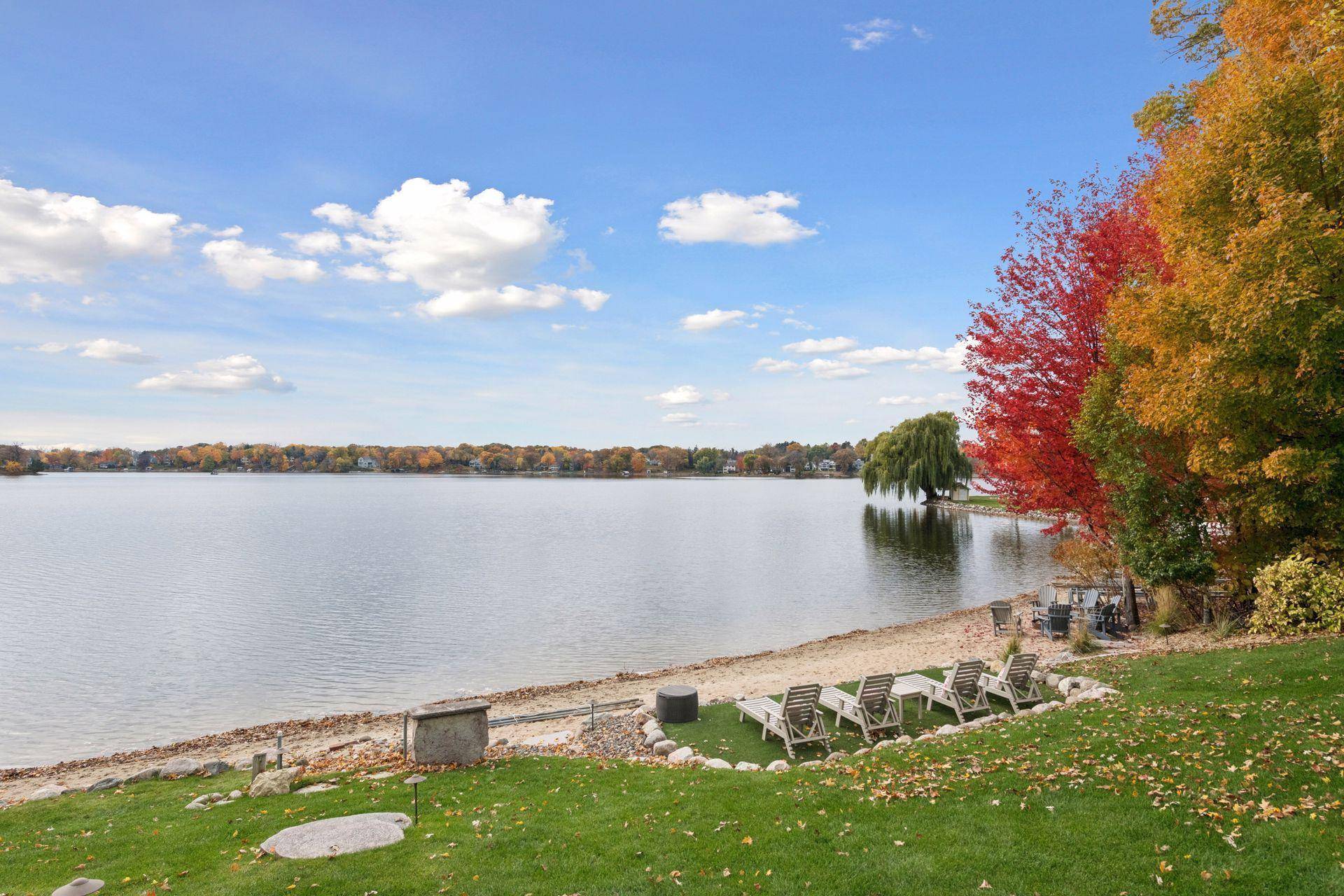 1065 Tonkawa RD, Orono, MN 55356