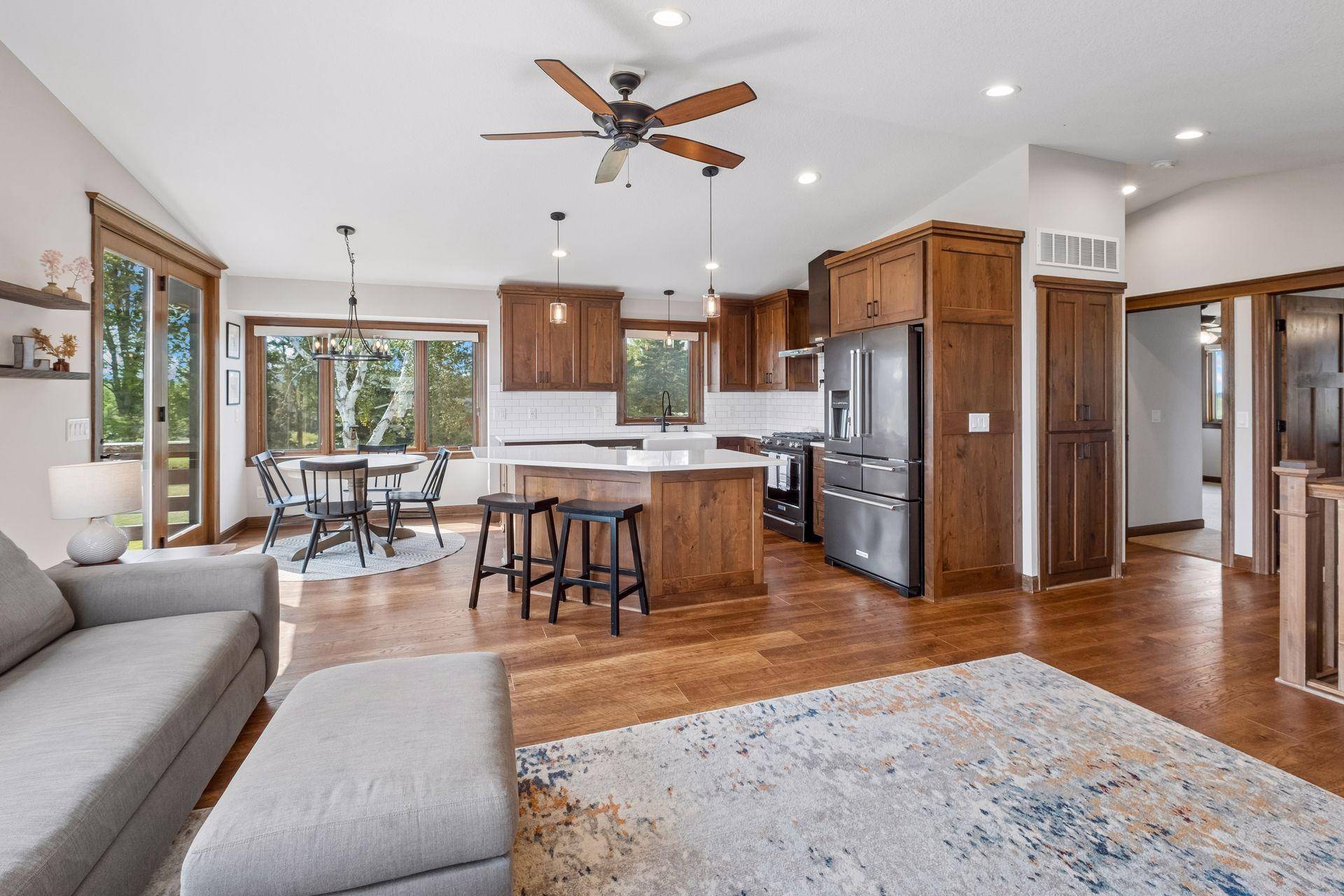 21560 Blaine AVE, Farmington, MN 55024
