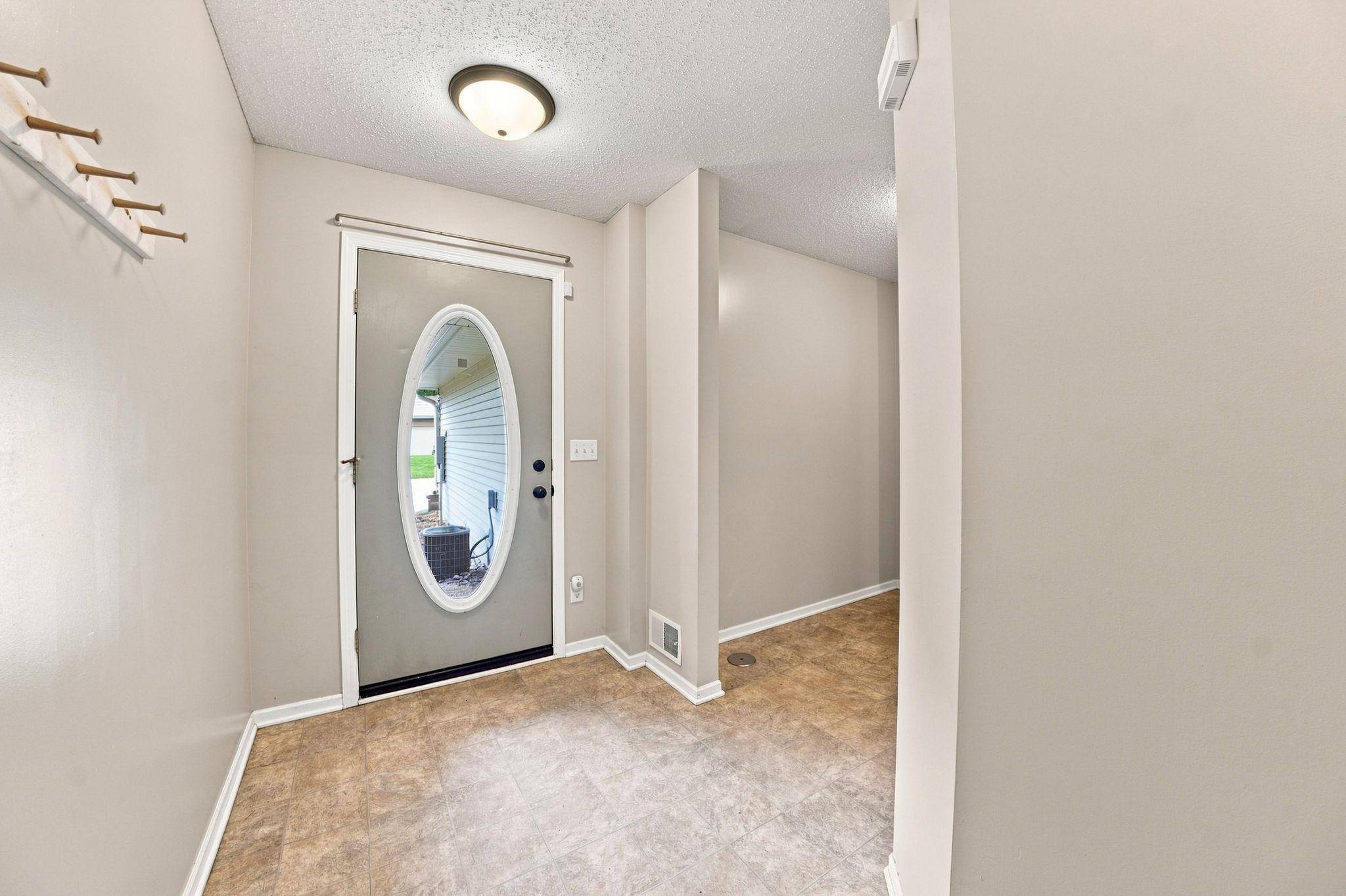 833 Winsome WAY NW, Isanti, MN 55040