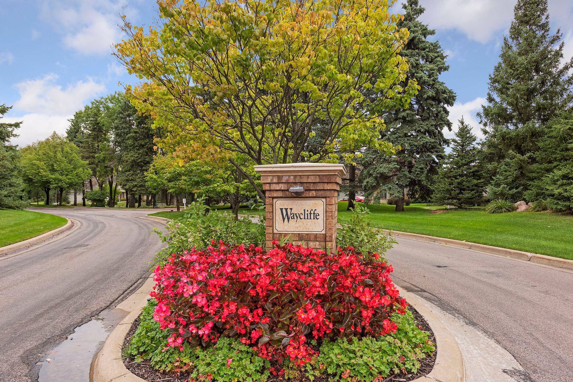 635 Waycliffe DR N, Wayzata, MN 55391