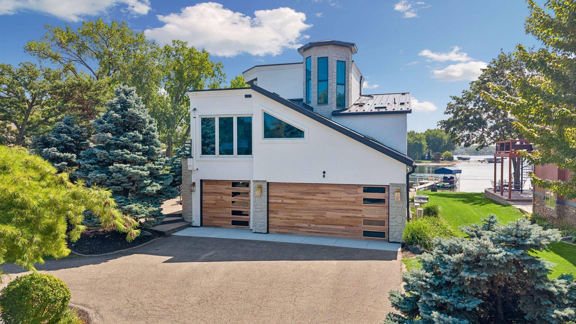 14085 Greenway AVE NE, Prior Lake, MN 55372