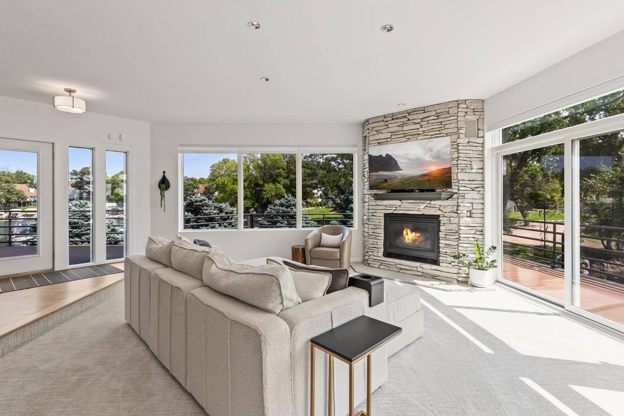 14085 Greenway AVE NE, Prior Lake, MN 55372