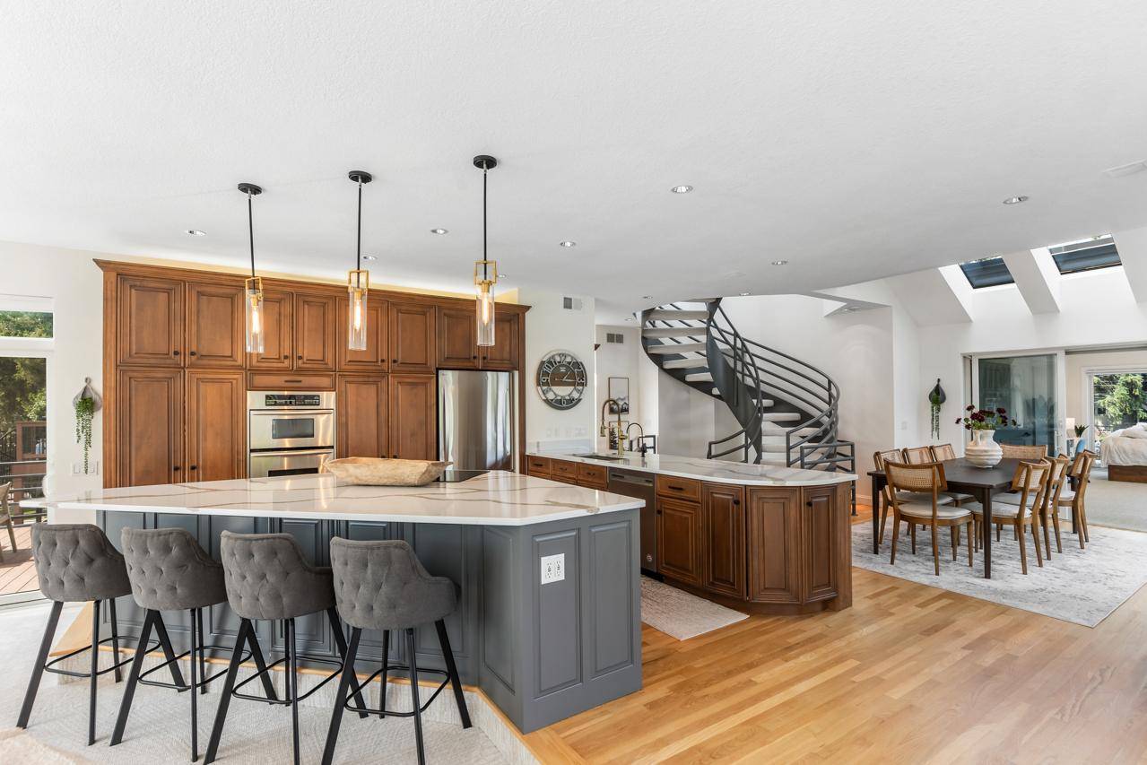14085 Greenway AVE NE, Prior Lake, MN 55372