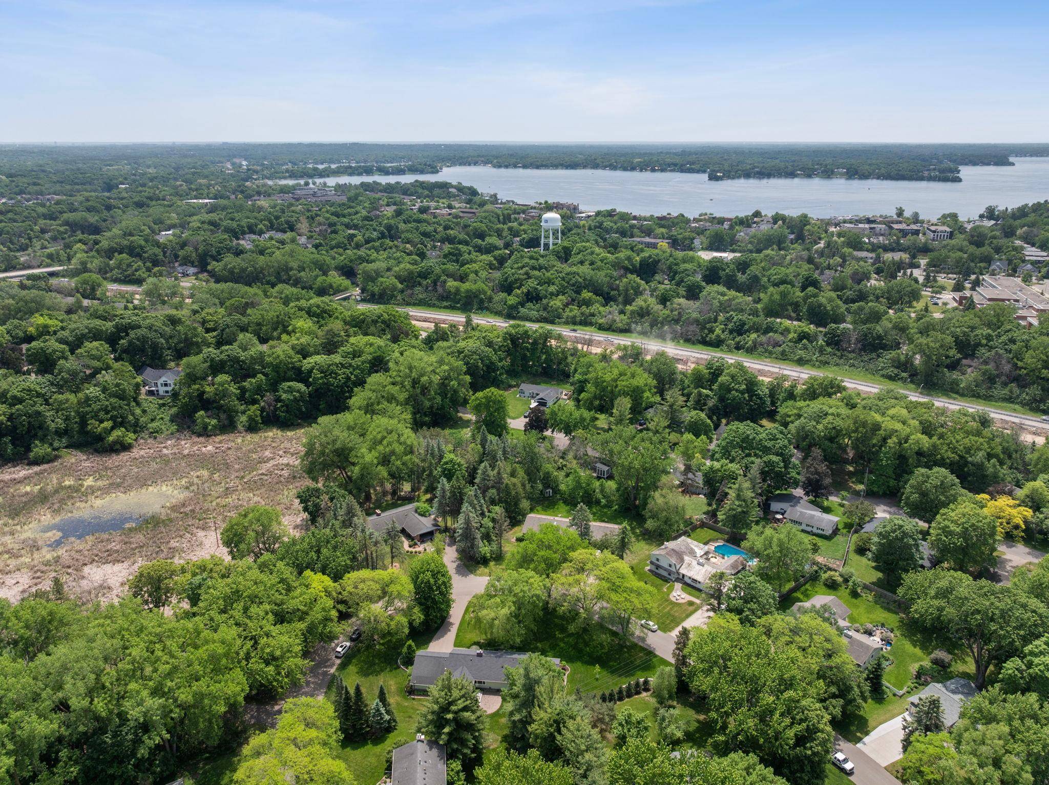 355 Margaret CIR, Wayzata, MN 55391