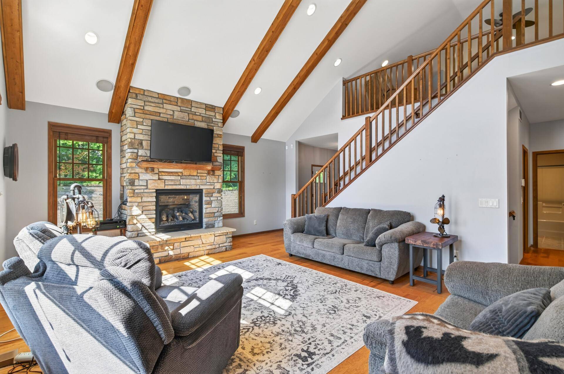 14482 Irwin CT, Montgomery, MN 56069