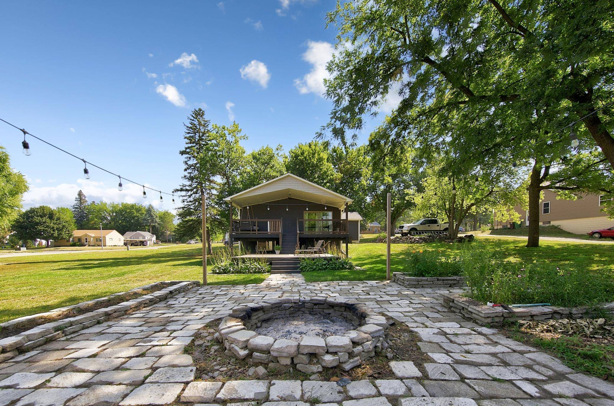 1052 Miller AVE, Windom, MN 56101