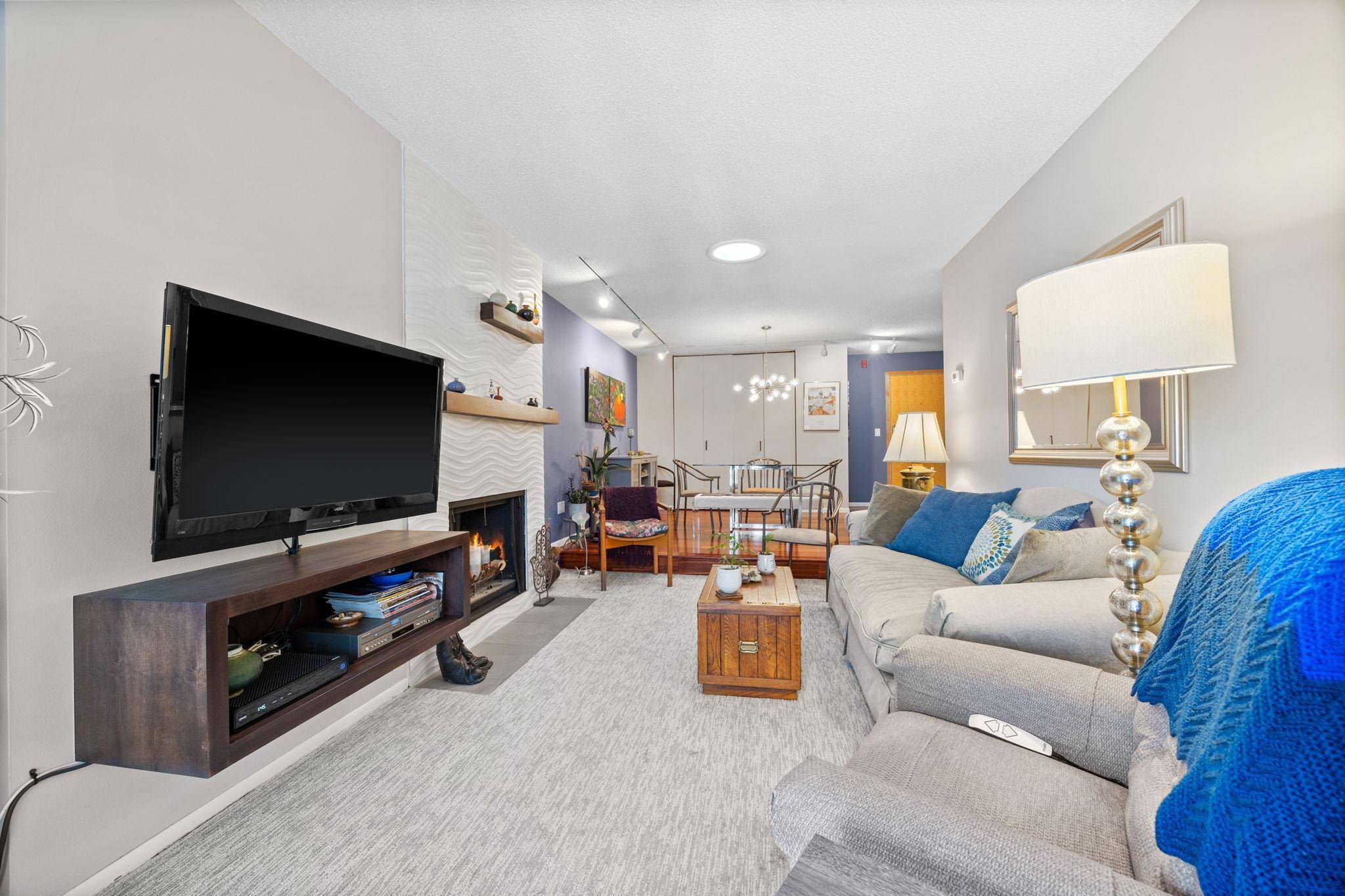 4820 Park Commons DR #319, Saint Louis Park, MN 55416
