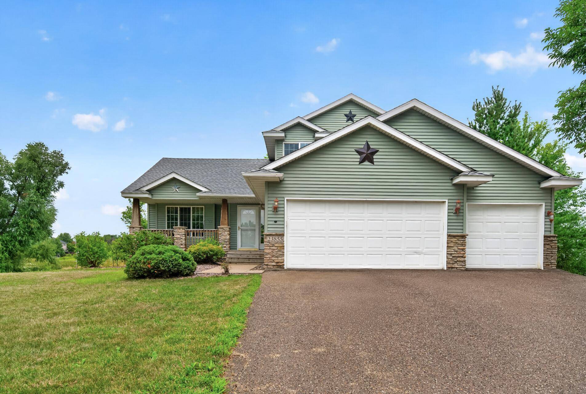23855 Aspen DR, Rogers, MN 55374