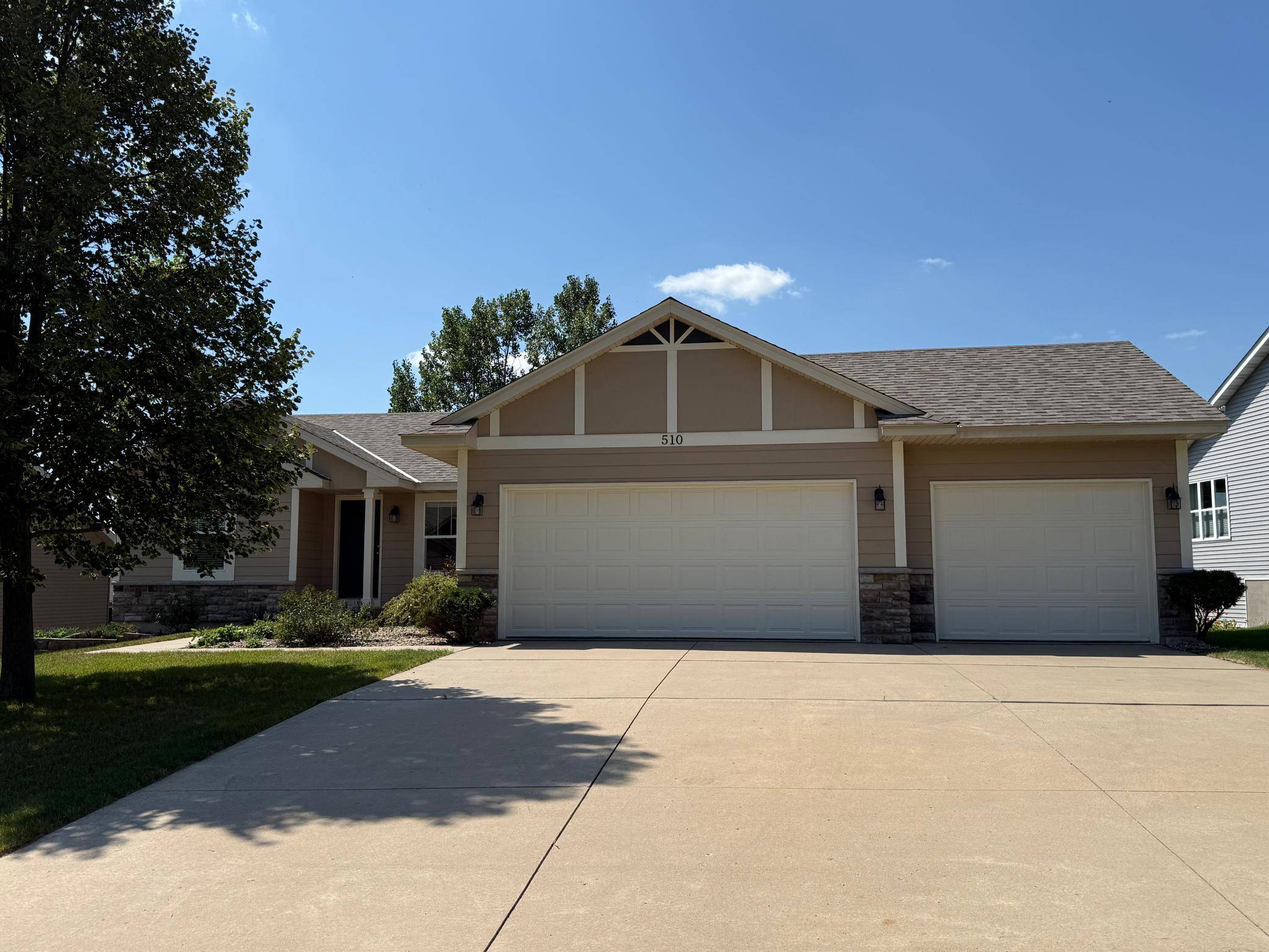 510 Springwheat DR, Dundas, MN 55019