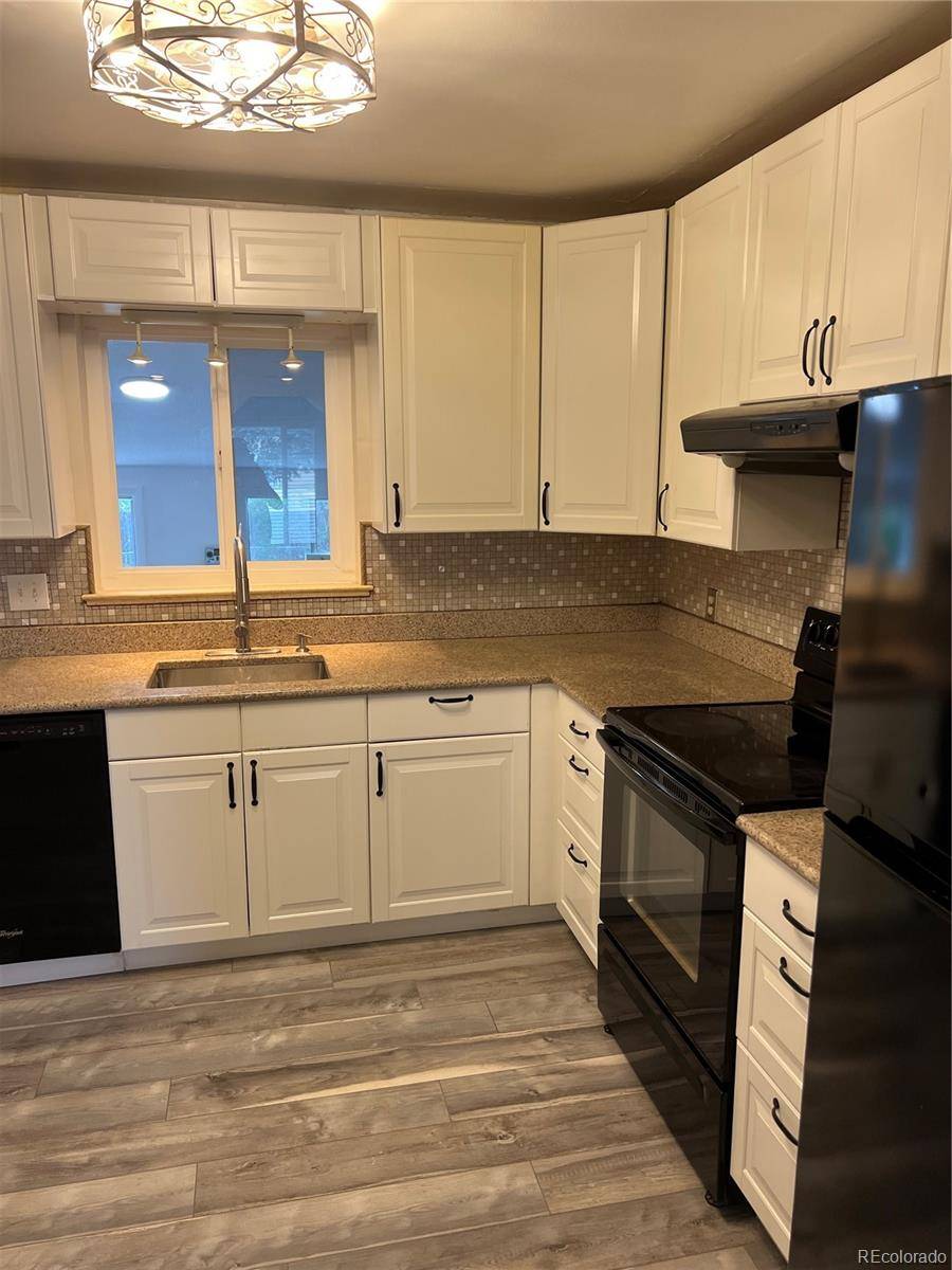 4160 W 75th AVE, Westminster, CO 80030