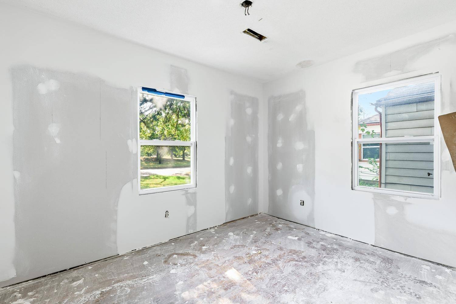 1127 S Minnesota, Wichita, KS 67211