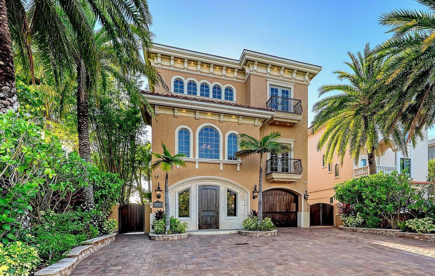 801 N SHORE DR, Anna Maria, FL 34216