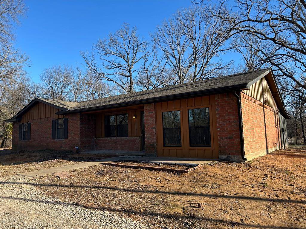 62 Imogene DR, Bethel Acres, OK 74873