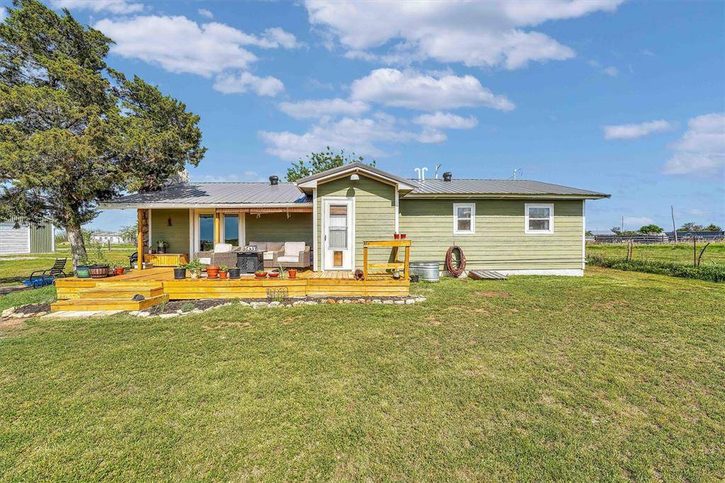 16469 S County Road 215 RD, Headrick, OK 73549