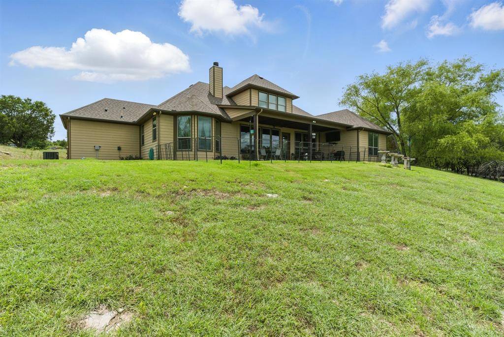 565 Ridgeway Drive, Bluff Dale, TX 76433