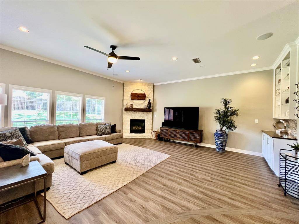4130 Sagemont Lane, Tyler, TX 75707