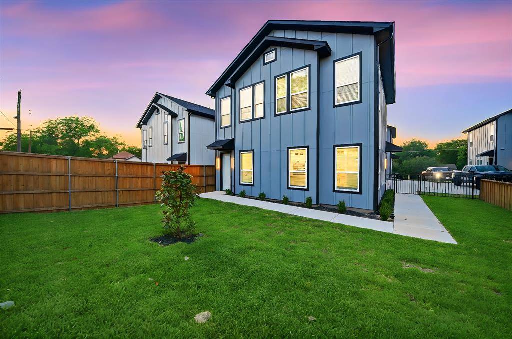 310 E 7th Street, Dallas, TX 75203