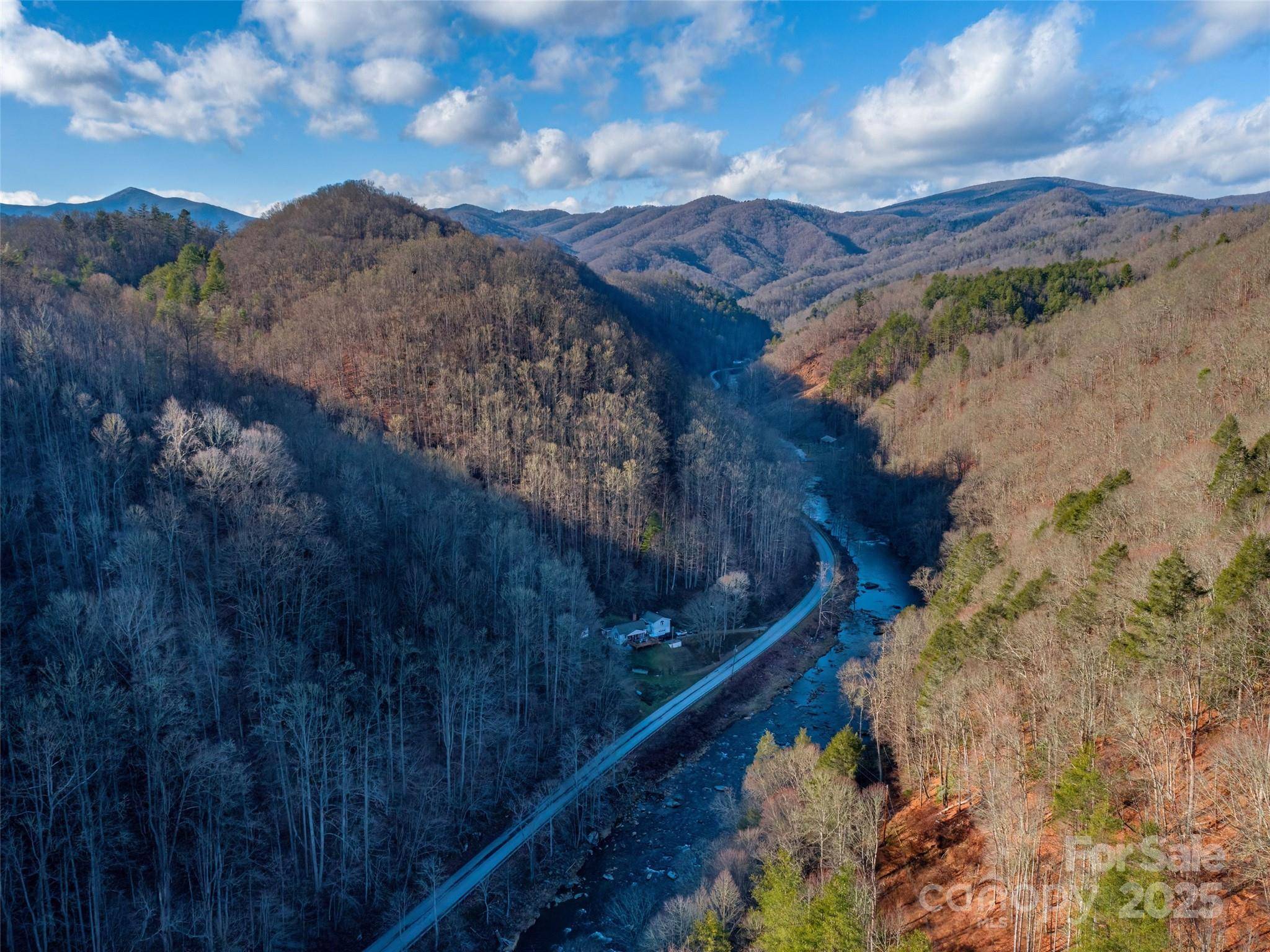 12982 US HWY 19W None, Burnsville, NC 28714