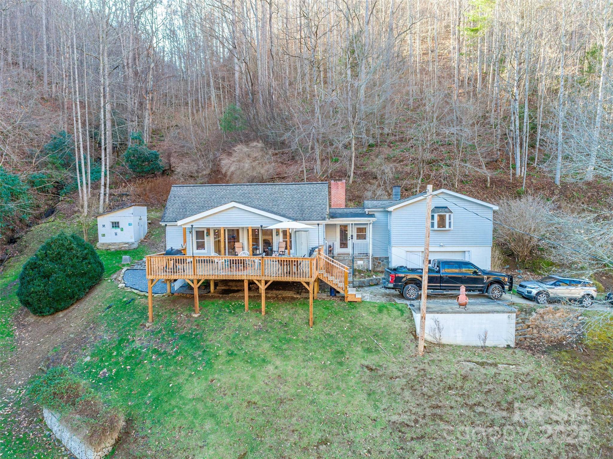 12982 US HWY 19W None, Burnsville, NC 28714