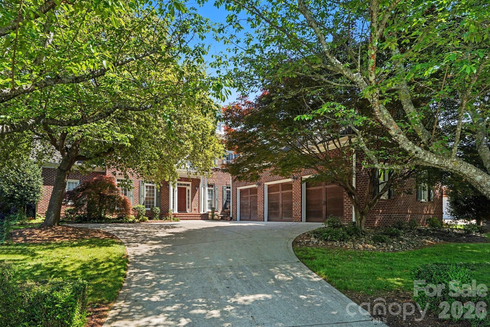 7609 Windaliere DR, Cornelius, NC 28031