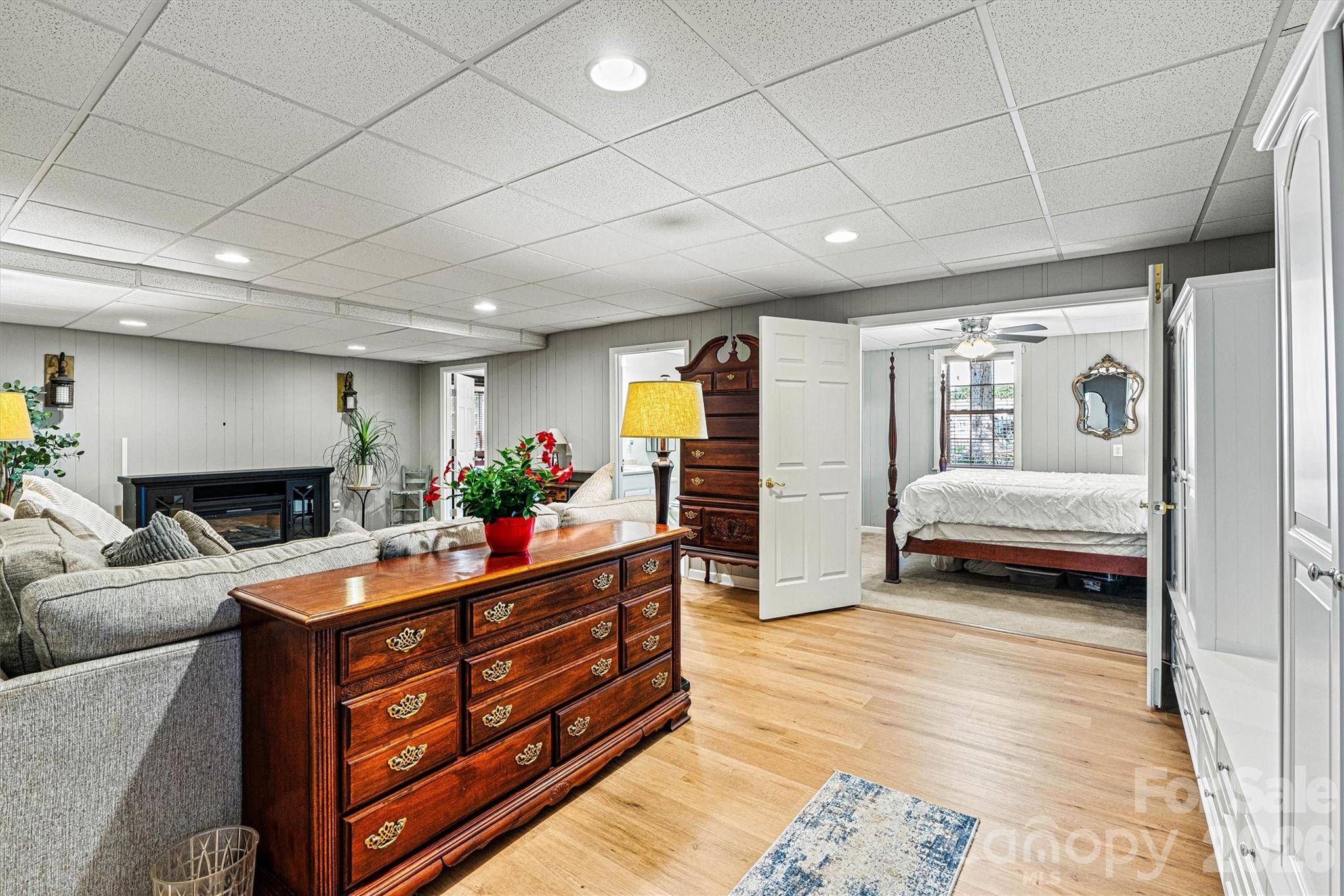 7538 Golf Course DR S, Denver, NC 28037