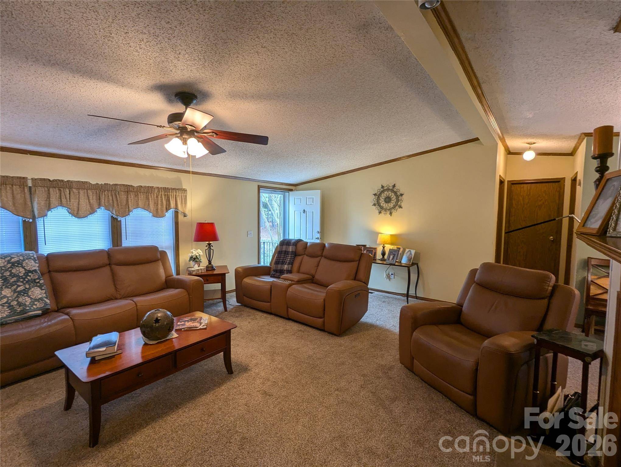 6846 Potter RD, Matthews, NC 28104