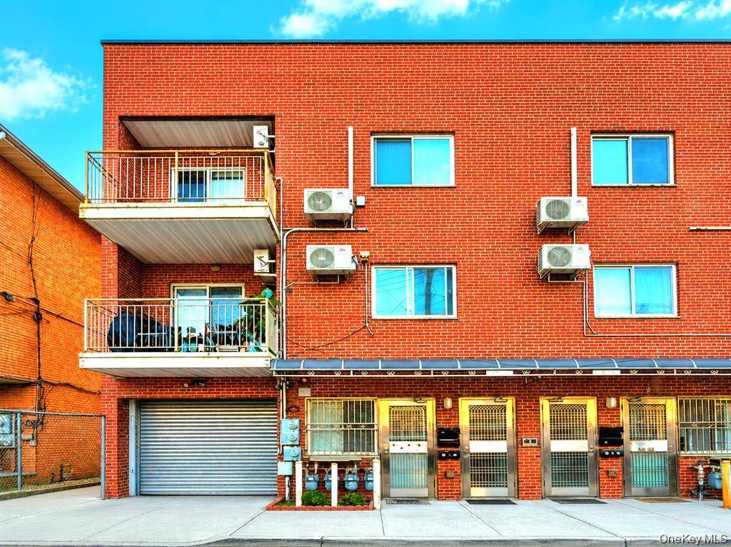 4210 164 ST, Flushing, NY 11358